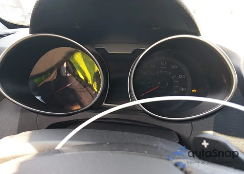 2015 Hyundai Veloster z USA, uszkodzony, nr VIN KMHTC6AD3FU239502